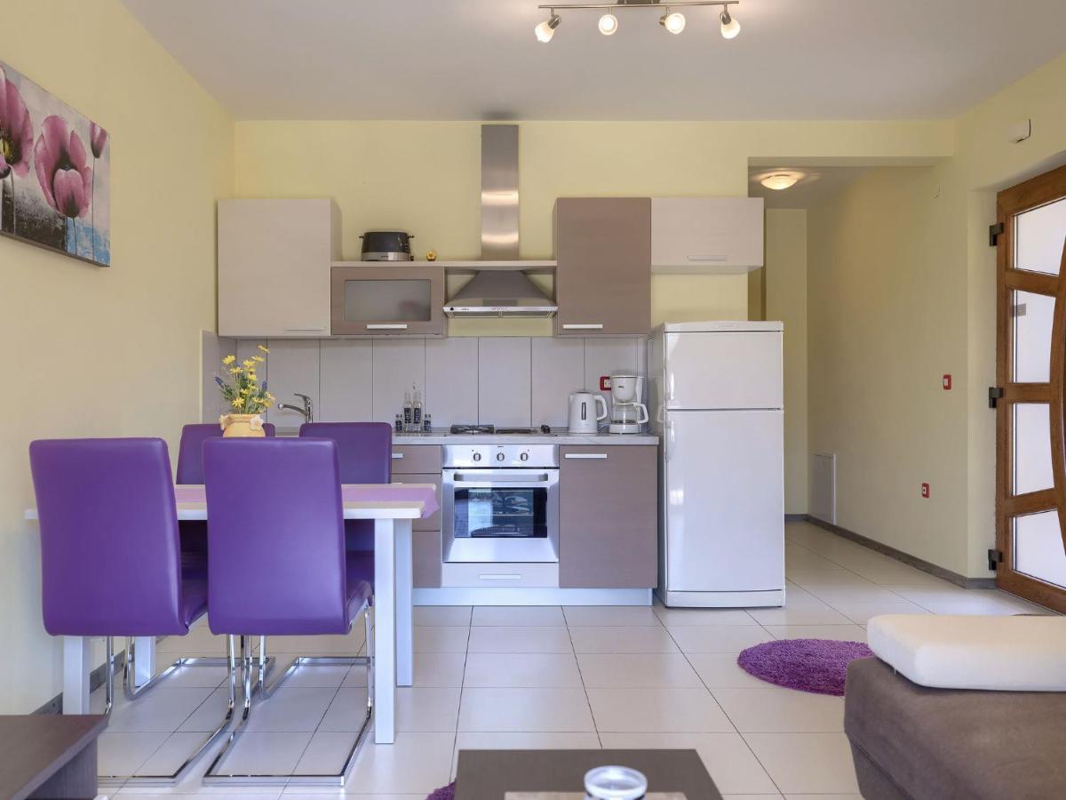 Holiday Home Linden Tree By Interhome Pula Bagian luar foto