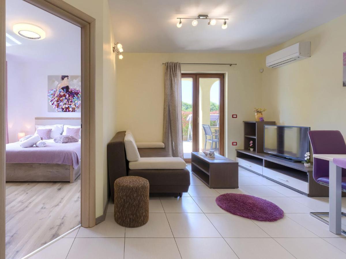 Holiday Home Linden Tree By Interhome Pula Bagian luar foto