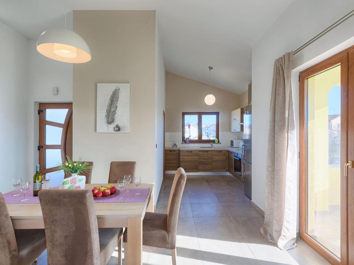 Holiday Home Linden Tree By Interhome Pula Bagian luar foto