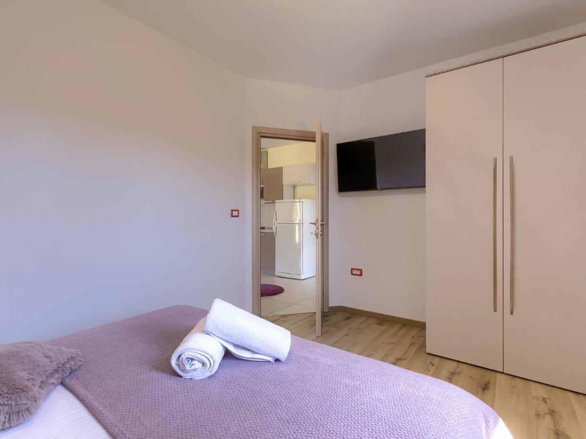 Holiday Home Linden Tree By Interhome Pula Bagian luar foto