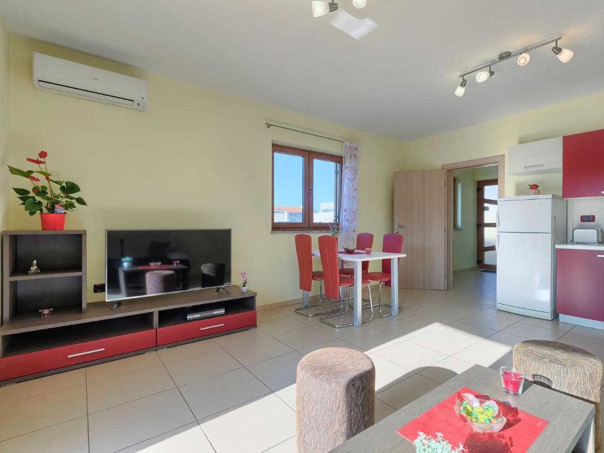 Holiday Home Linden Tree By Interhome Pula Bagian luar foto