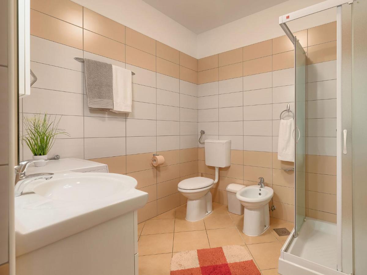 Holiday Home Linden Tree By Interhome Pula Bagian luar foto