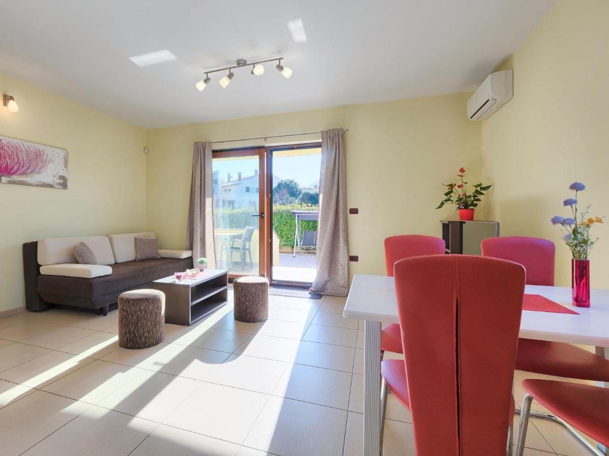 Holiday Home Linden Tree By Interhome Pula Bagian luar foto